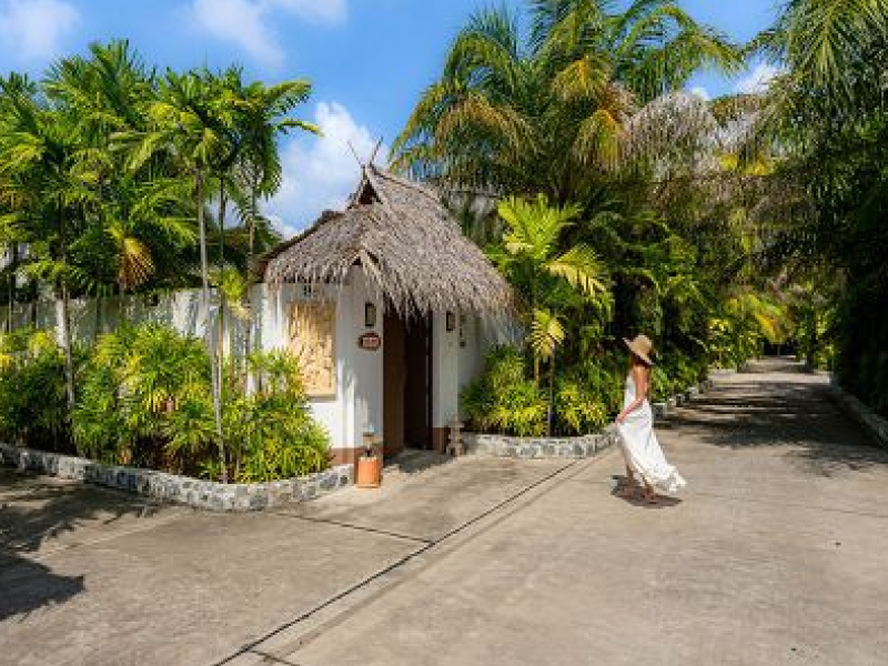 �i���n��~�ӥhVilla���@�� �j�B�A�W �H���q SPA6��